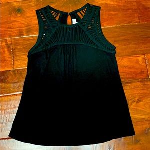 Sleeveless black top